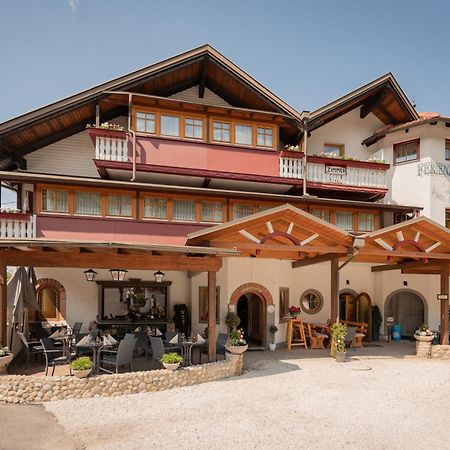 Seegasthof Katschnig Gmbh Unterburg am Klopeiner See Exterior foto